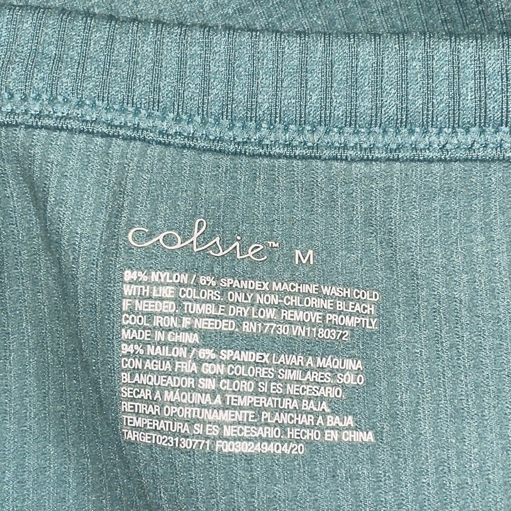 NWOT Colsie Ribbed Cropped Tank - Picture 2 of 5